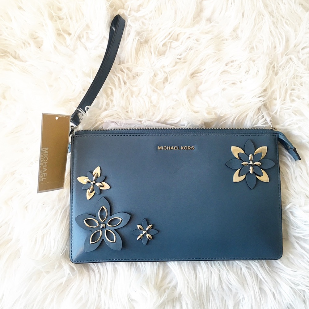 Michael Kors wristlet
